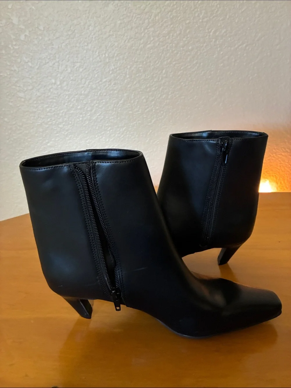 INC International brand new Concepts Black pointed Toe Ankle Boots/ 2inch heel